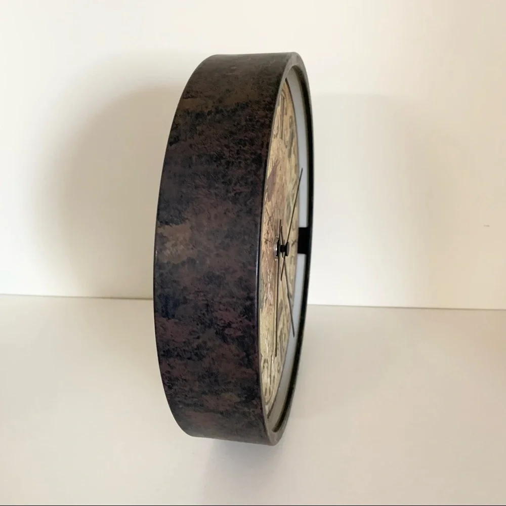 NWOT Vintage rustic wall clock